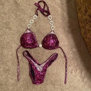 Competition figure bikini